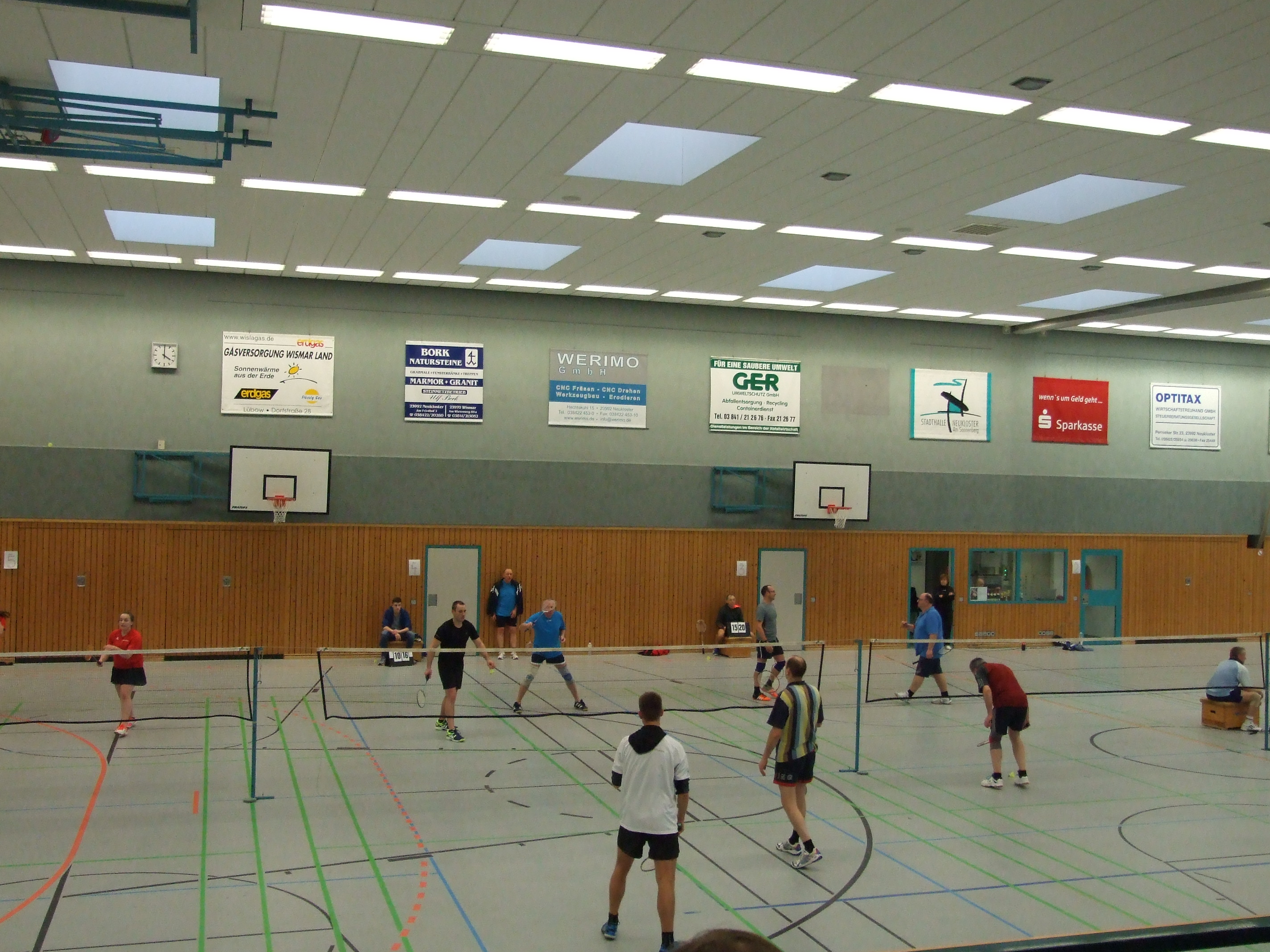 http://www.vflneukloster.de/media/badminton/Turnier 28.01.2017/DSCF0252.JPG